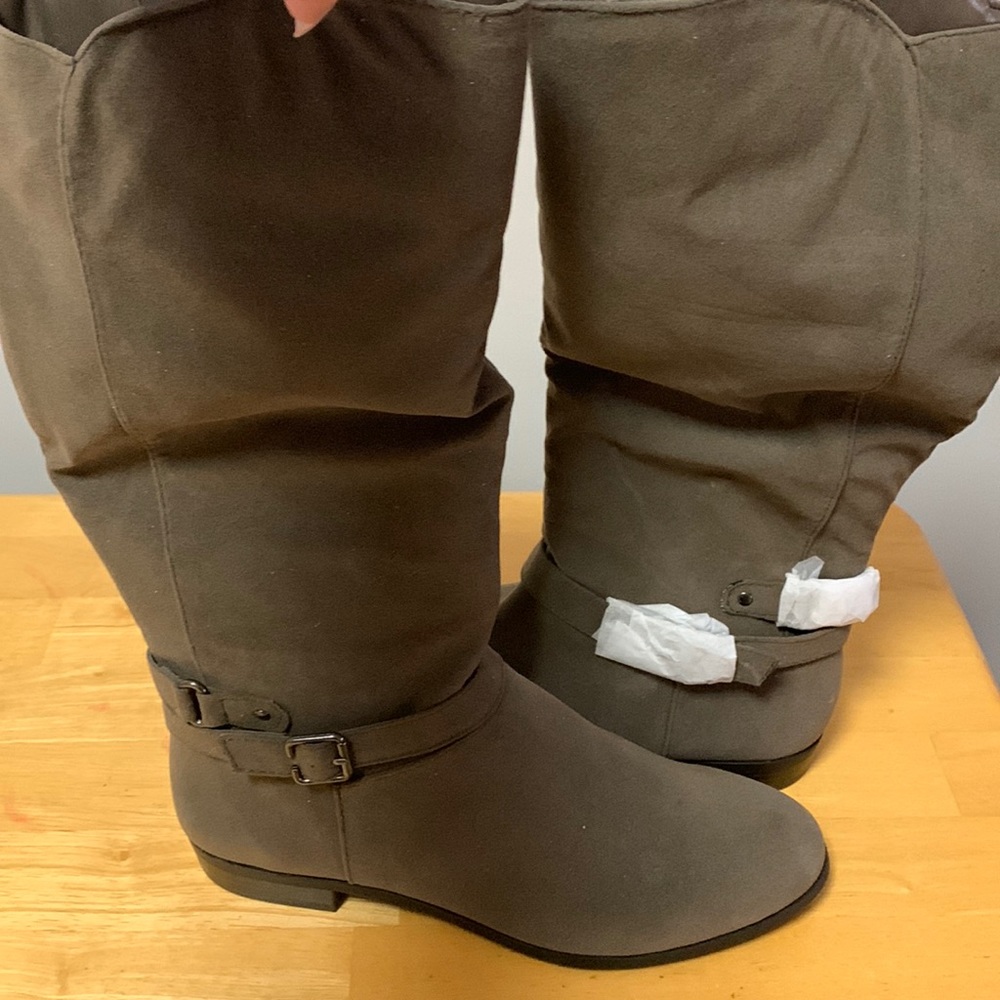 Woman’s Style & Co. Riding Boots NIB Size 7